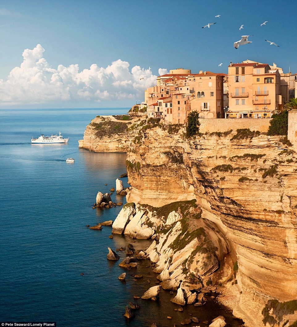 Diem den ly tuong thang 10 anh 9