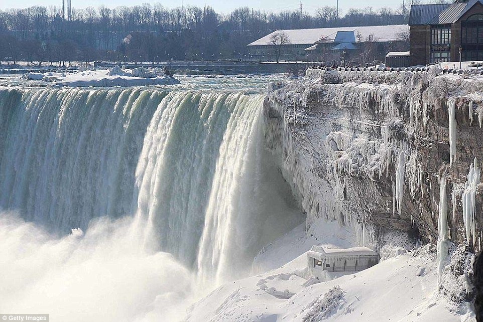Mua dong o nhung diem du lich noi tieng anh 3