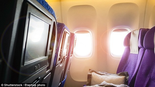 Ly do can thuc hien mot so quy dinh tren may bay anh 1