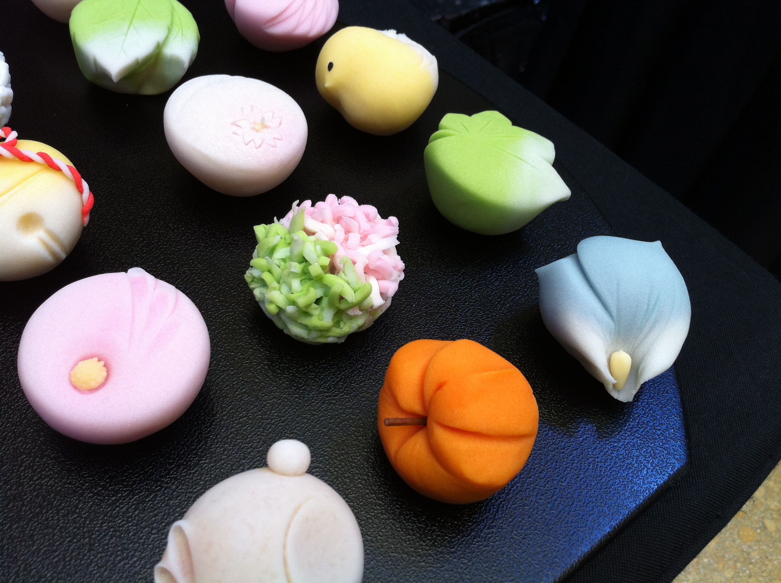 Wagashi,  mon banh ngot dep mat khong no an cua Nhat Ban anh 1