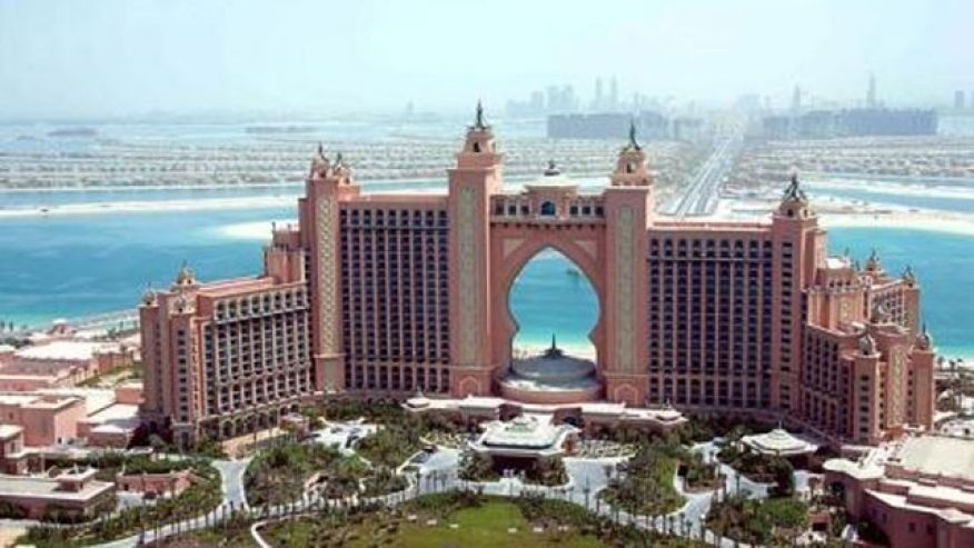 Bi rep can khap nguoi khi nghi tai khach san 5 sao hinh anh