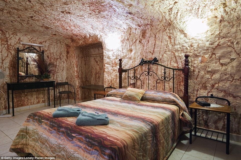 3.500 nguoi song trong thi tran duoi long dat o Australia anh 3