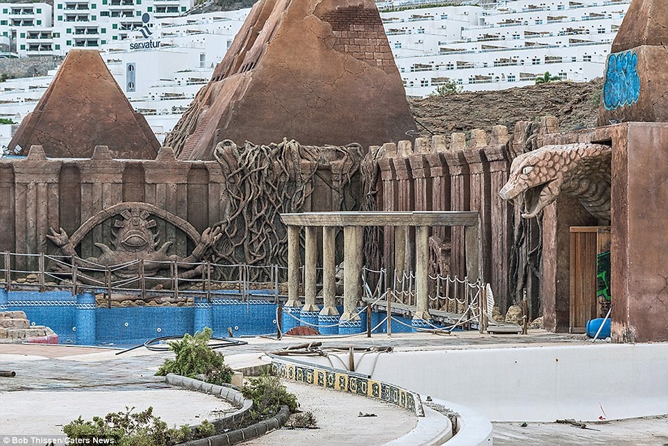 cong vien nuoc bi bo hoang o Tay Ban Nha anh 5