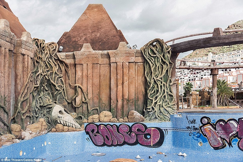 cong vien nuoc bi bo hoang o Tay Ban Nha anh 4