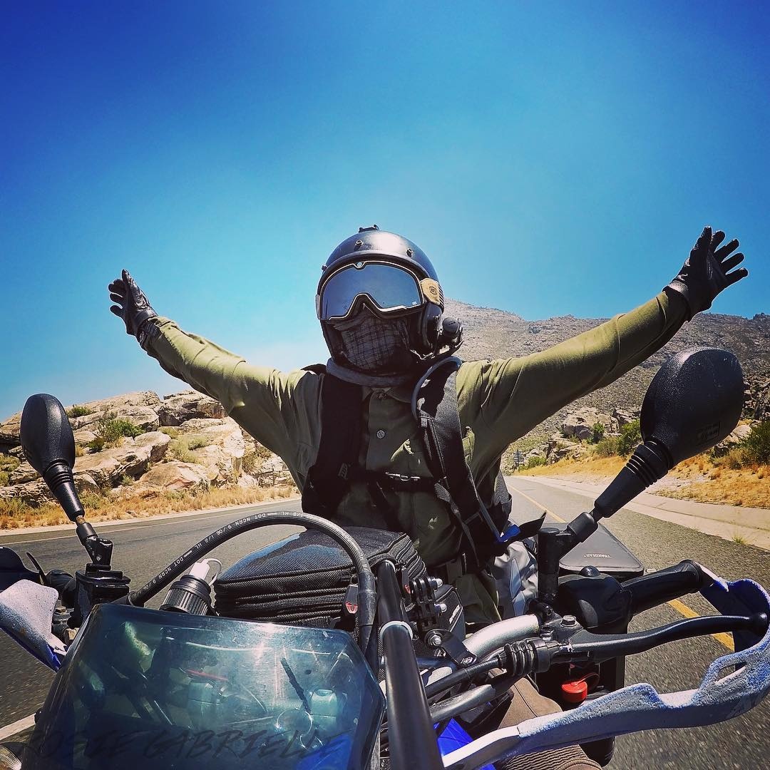 co gai di xe may vong quanh the gioi anh 11