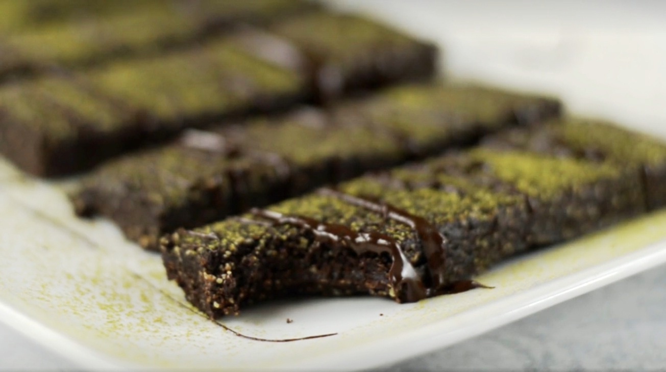 Cach lam keo thanh chocolate vi matcha ngot ngao hinh anh