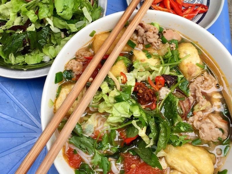 CNN goi y 5 mon bun du khach nhat dinh phai thu o Ha Noi hinh anh