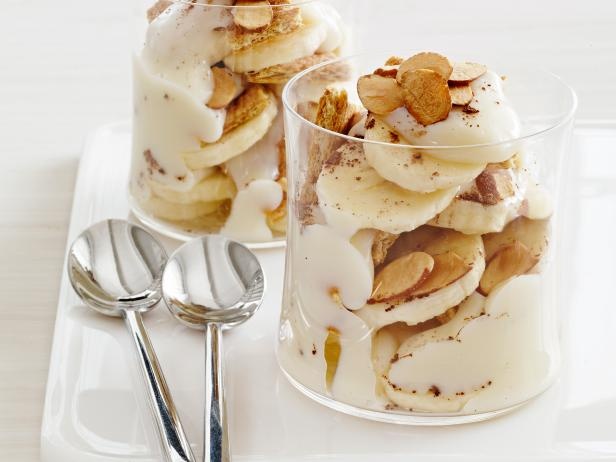 Mon ngon de lam: Pudding chuoi mat lanh hinh anh