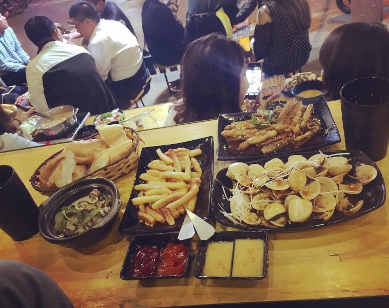 Quan hai san quan Hai Ba Trung anh 2