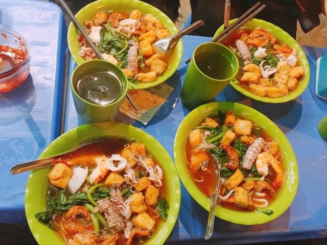 Quan hai san quan Hai Ba Trung anh 9