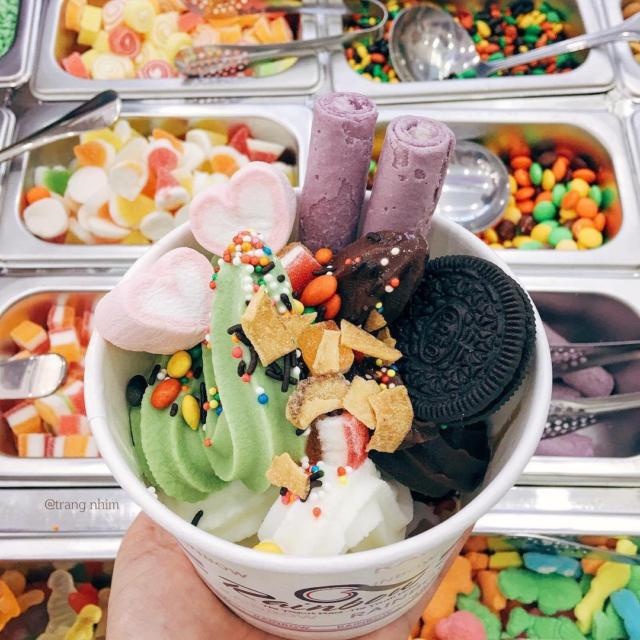 Nhung mon kem thom ngon lam diu ngay he Ha Noi hinh anh