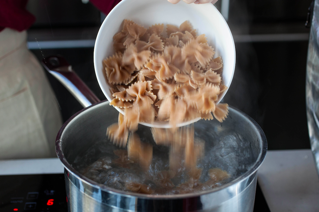 Mi Y hinh thu la mat anh 1