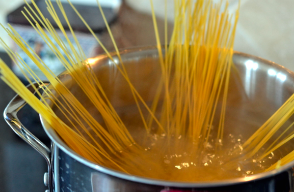 Mi Y hinh thu la mat anh 9