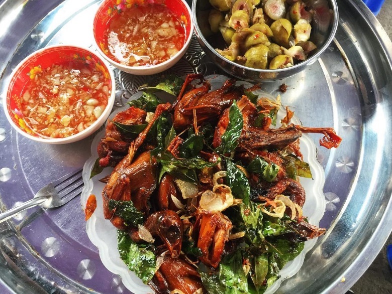 Quan an o Doi Can anh 1