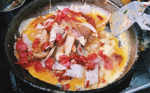 Quan an mo ve dem anh 6