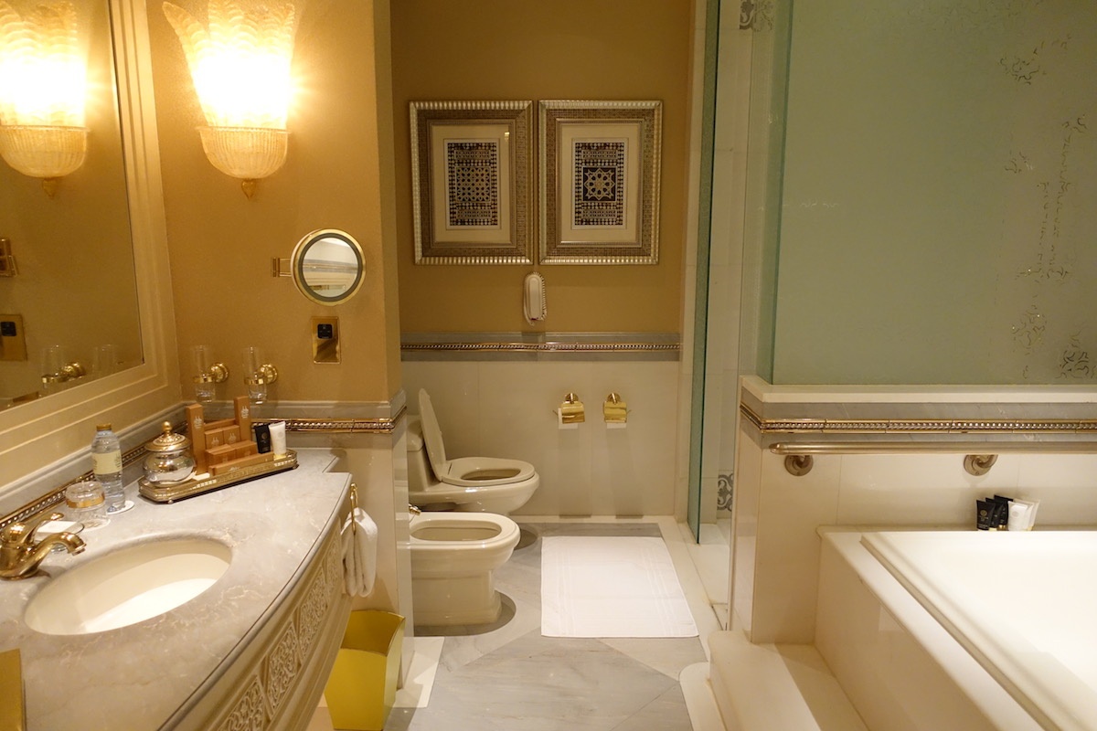 khach san 7 sao abu dhabi anh 8