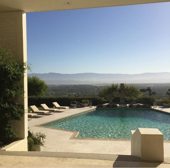 Nhung diem du lich cua ong Obama sau khi roi Nha Trang anh 1