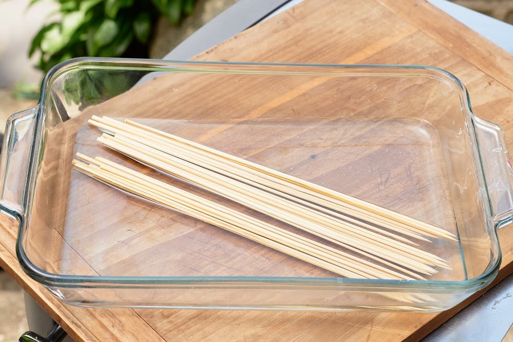 cach lam tom nuong sua chua anh 3