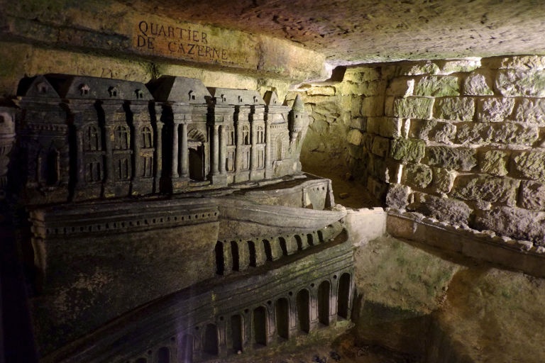 mất tích trong hầm mộ Paris ảnh 2 mat tich trong ham mo Paris anh 2