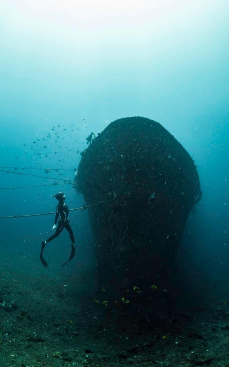 Xác tàu dưới đáy biển Bali ảnh 2 Xac tau duoi day bien Bali anh 2