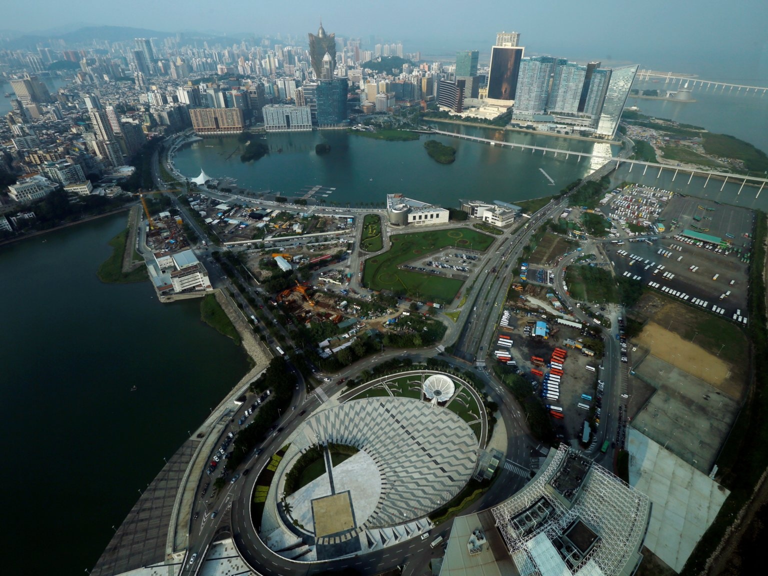 cuoc song tai nhung thanh pho dong duc nhat the gioi anh 17