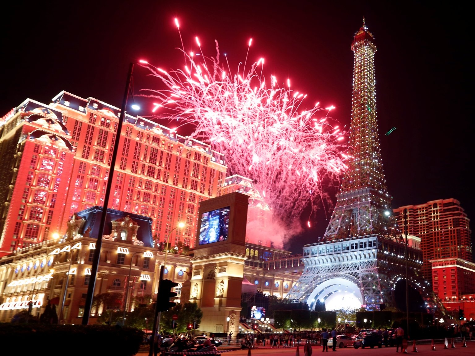 cuoc song tai nhung thanh pho dong duc nhat the gioi anh 18