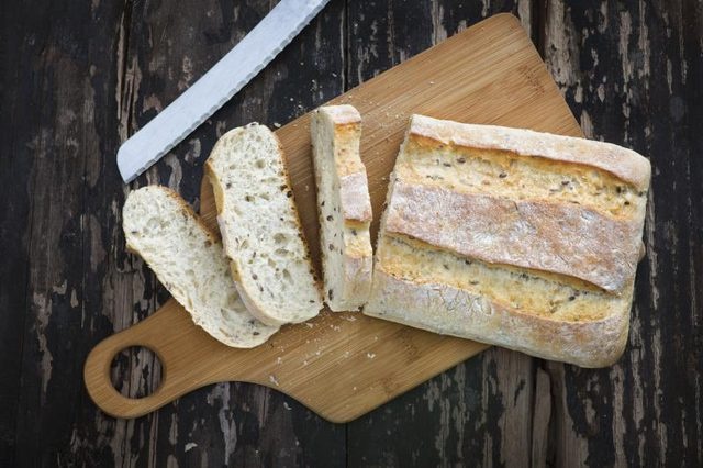 cách bảo quản bánh mì trong tủ đá ảnh 2 cach bao quan banh mi trong tu da anh 2