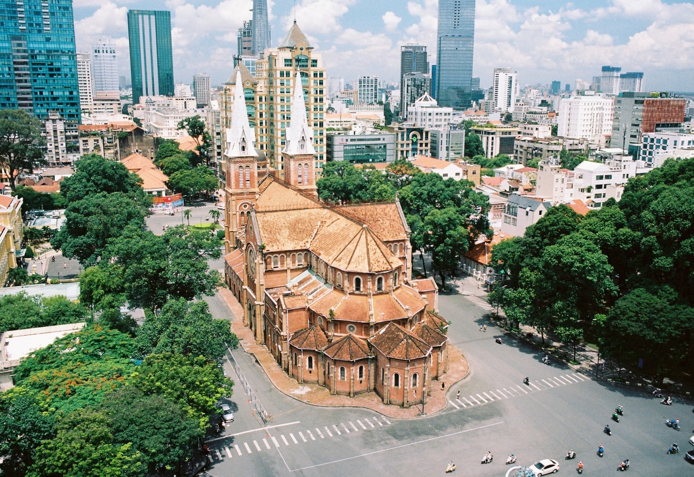 Chang trai di du lich doc Nam Trung Bo anh 16