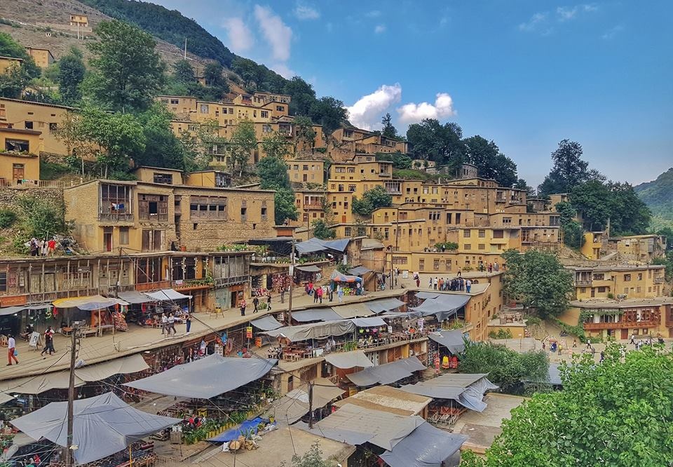 Ngoi lang nghin nam tuoi noi lung chung nui o Iran hinh anh