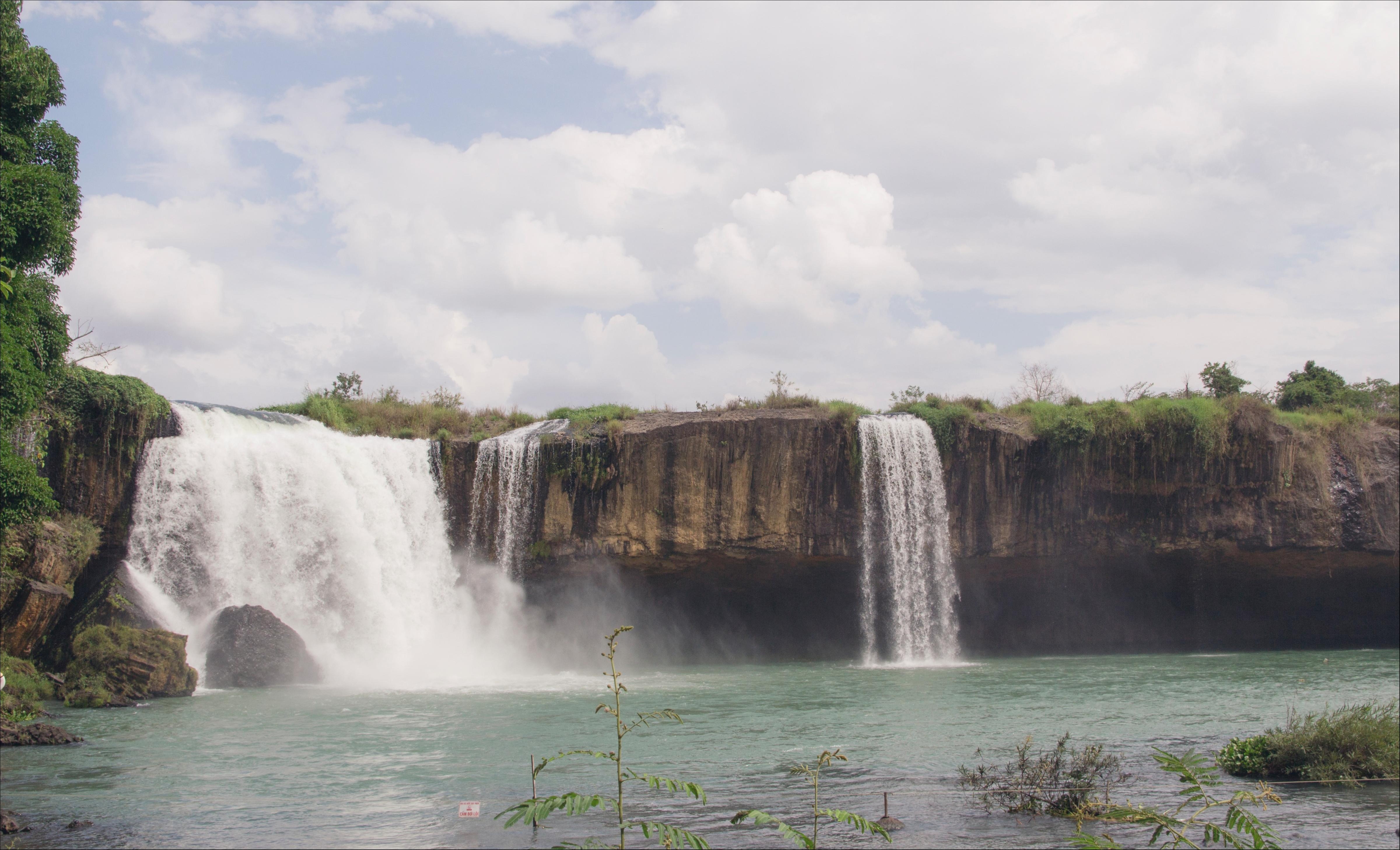 Những thác nước đẹp trong ảnh dấu ấn Việt Nam ảnh 12 Nhung thac nuoc dep trong anh dau an Viet Nam anh 12