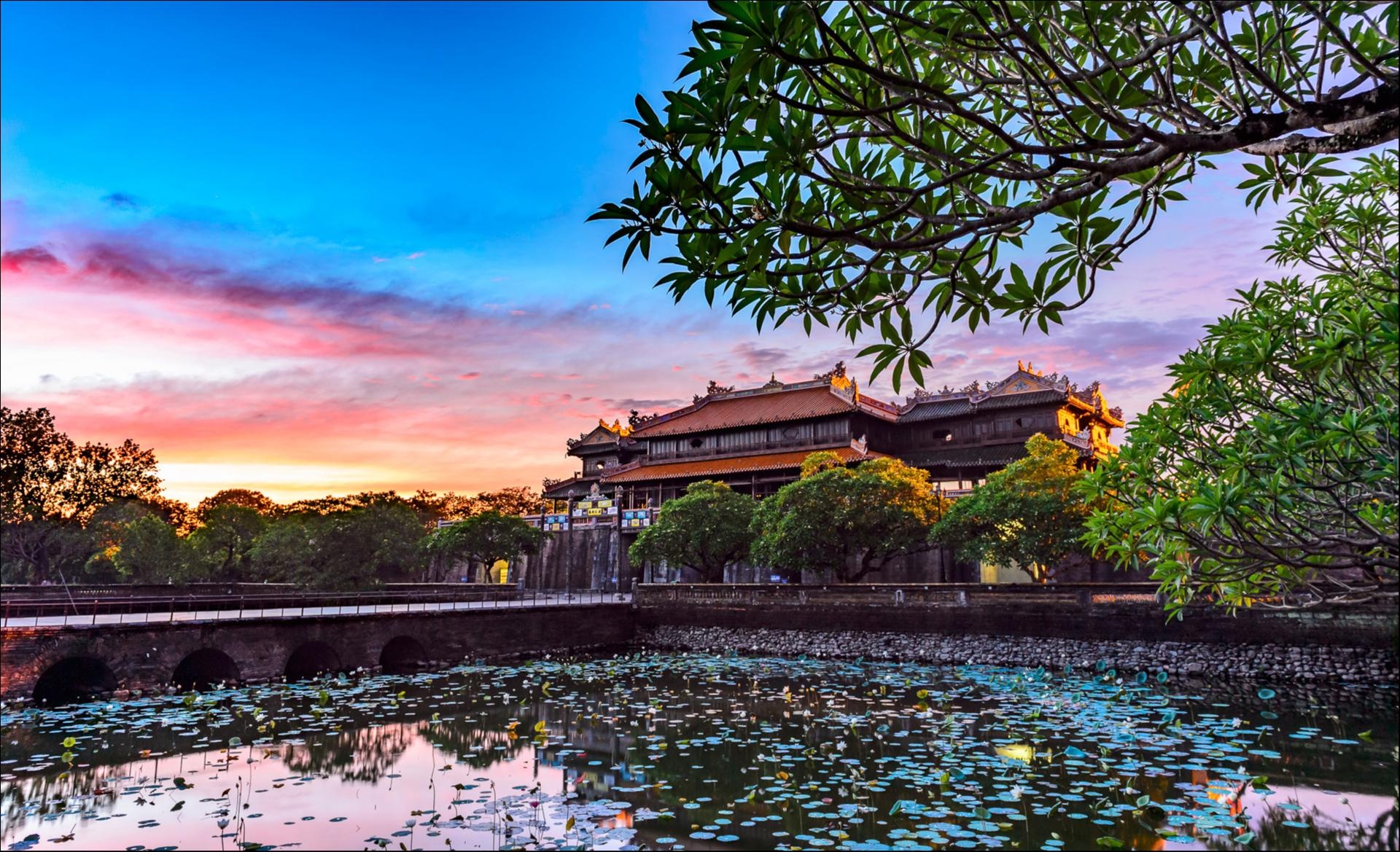 Xứ Huế mộng mơ trong bộ ảnh Dấu ấn Việt Nam ảnh 1 Xu Hue mong mo trong bo anh Dau an Viet Nam anh 1