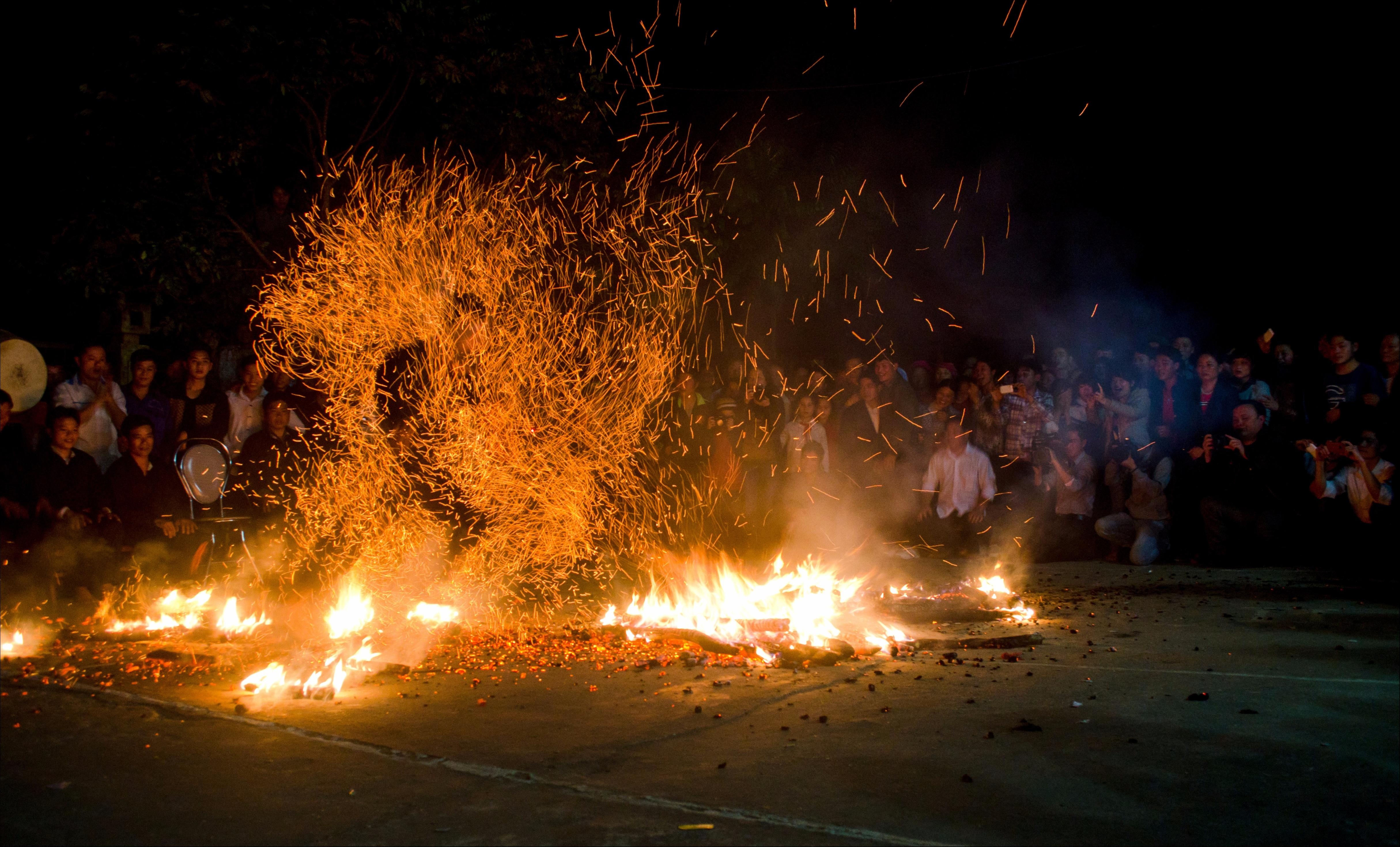 Các lễ hội truyền thống trong bộ ảnh Dấu ấn Việt Nam ảnh 9 Cac le hoi truyen thong trong bo anh Dau an Viet Nam anh 9