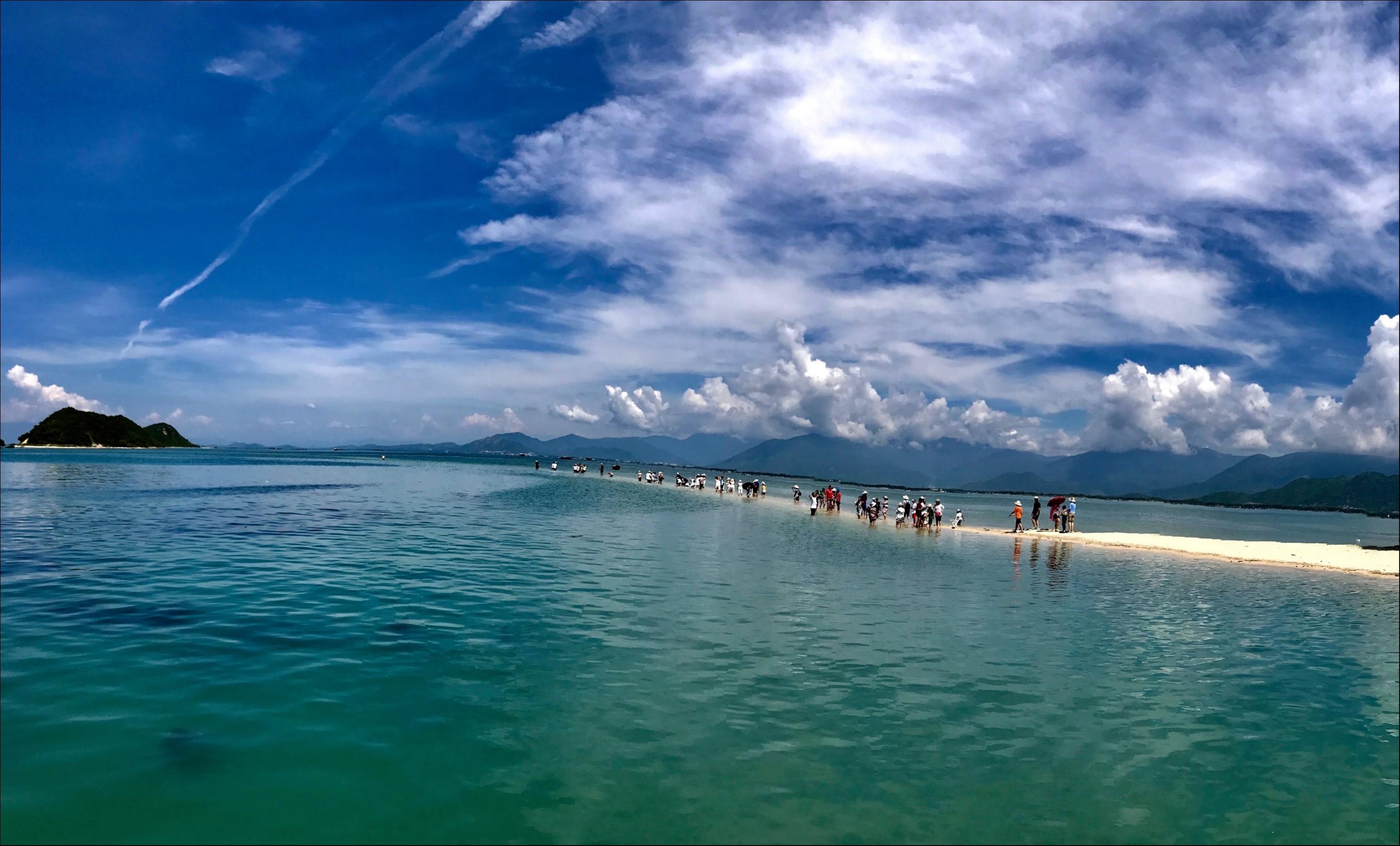 Thien duong du lich Khanh Hoa trong bo anh 'Dau an Viet Nam' hinh anh