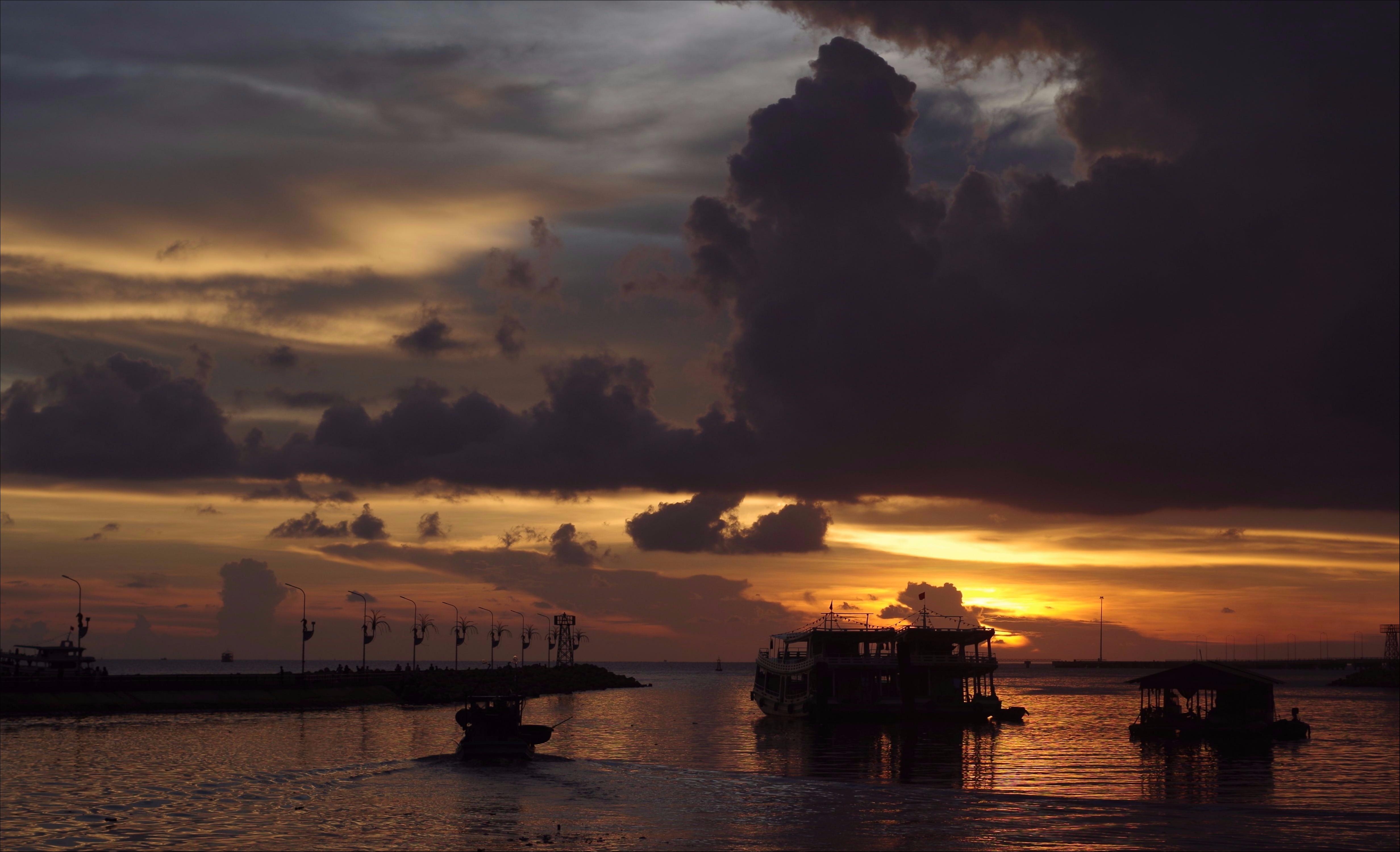 Phú Quốc đẹp huyền ảo trong bộ ảnh Dấu ấn Việt Nam ảnh 1 Phu Quoc dep huyen ao trong bo anh Dau an Viet Nam anh 1