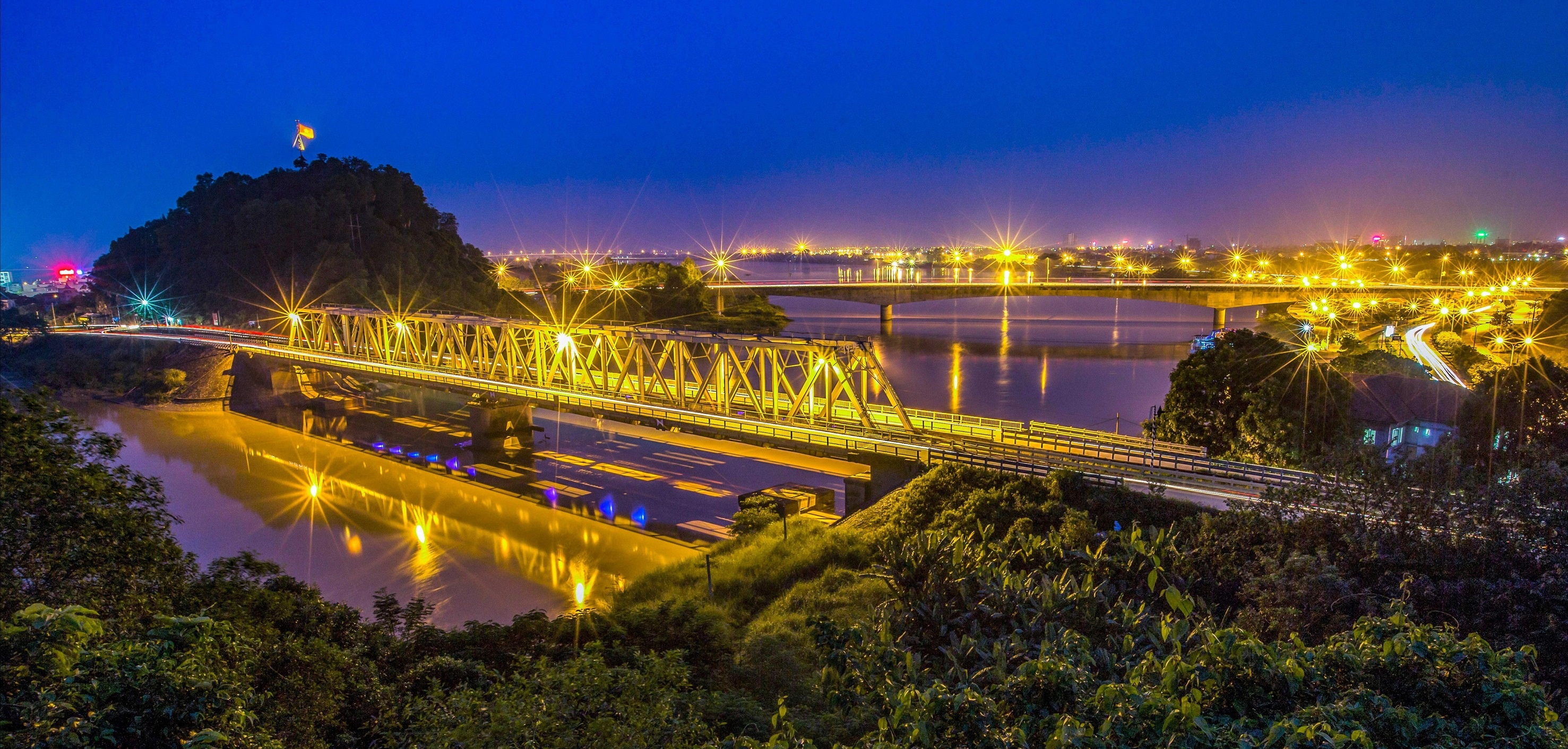 Nhung chuyen tau hoa trong bo anh Dau an Viet Nam anh 1