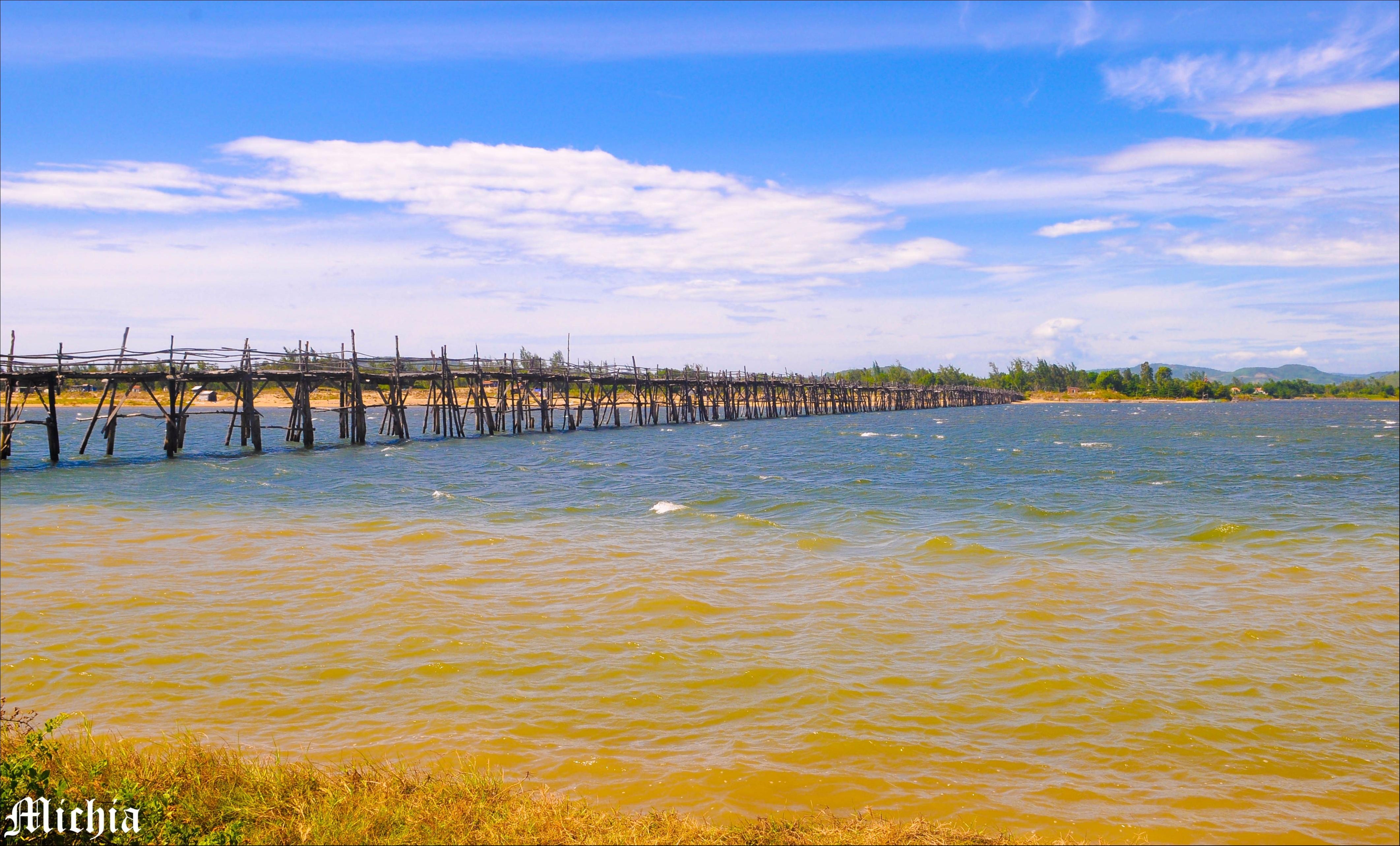 Nhung dia danh ky luc cua dat nuoc trong bo anh 'Dau an Viet Nam' anh 4