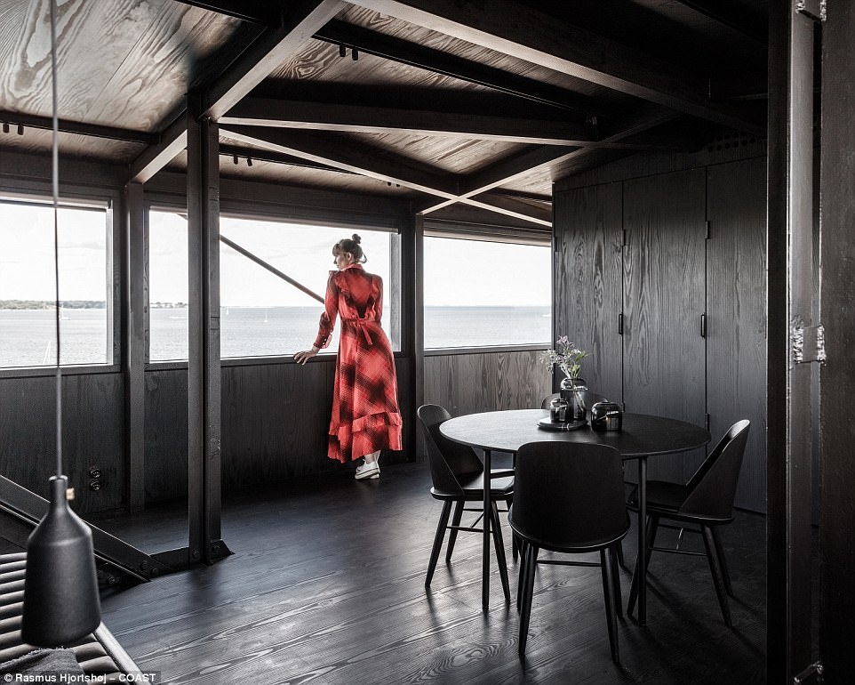 Khach san hang sang kem lang man nhat the gioi anh 2