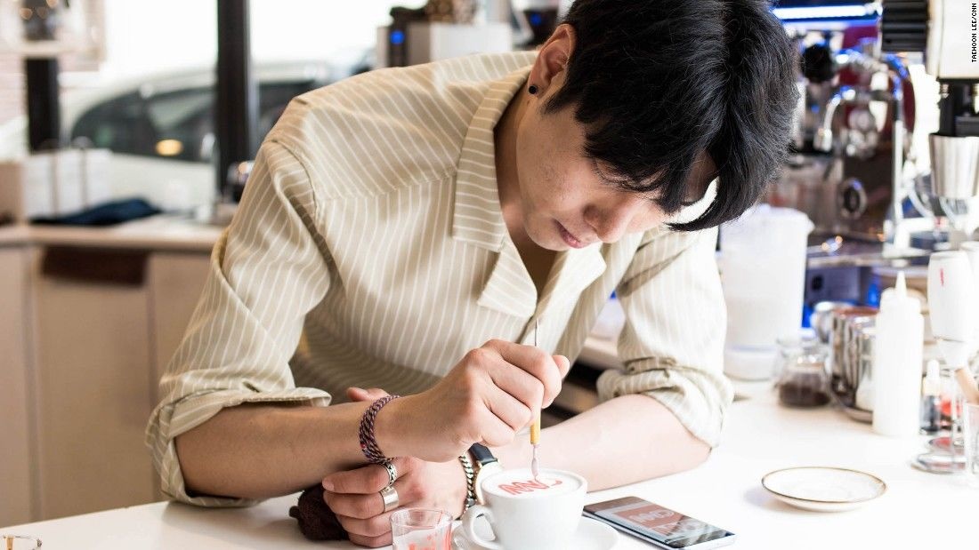 chàng trai Hàn Quốc biến cà phê thành tác phẩm nghệ thuật ảnh 1 chang trai Han Quoc bien ca phe thanh tac pham nghe thuat anh 1