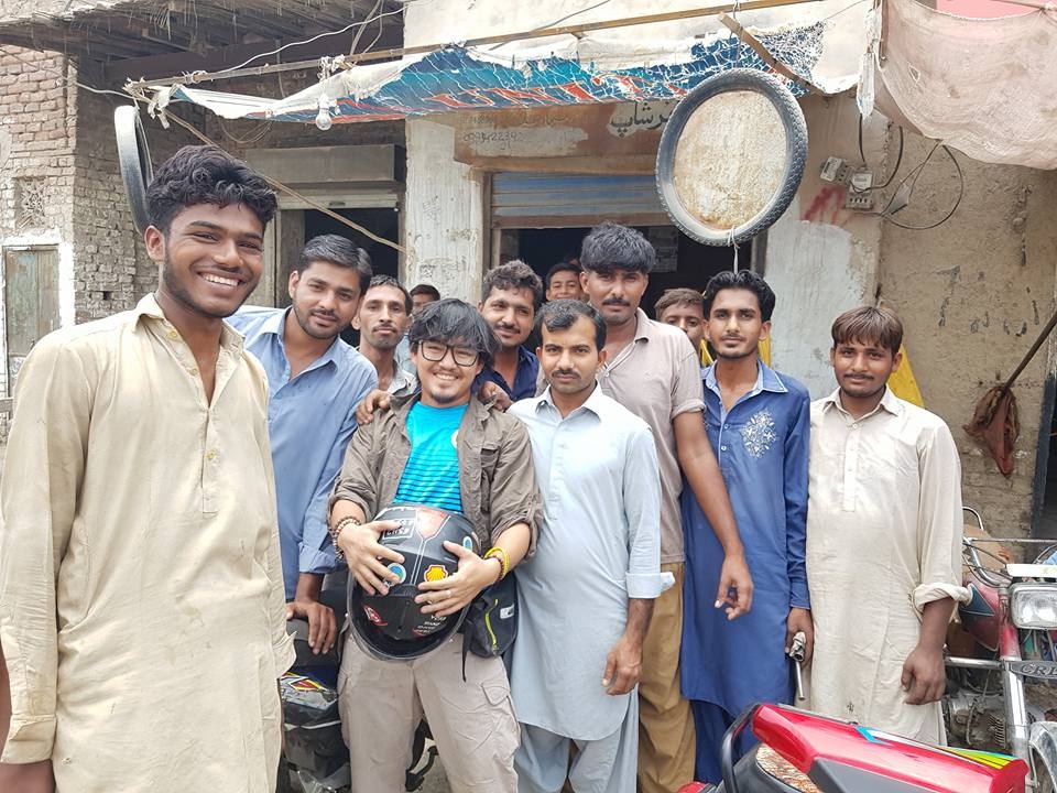 Hanh trinh vong quanh the gioi cua chang trai Viet sau 3 thang anh 10