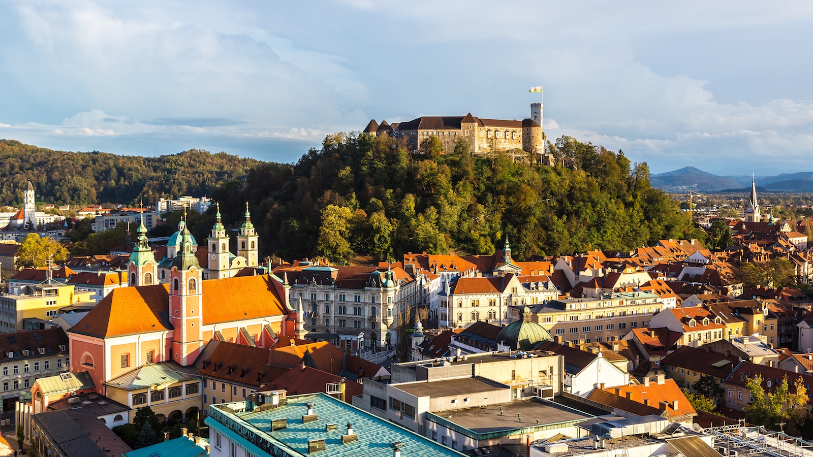 Nhung diem den gia re o chau Au trong mua thu anh 3