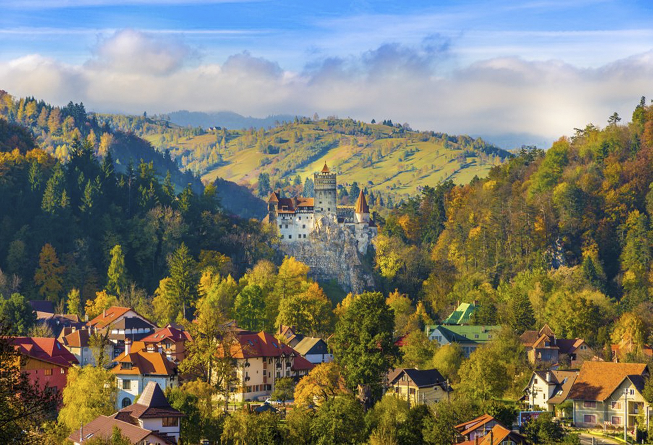 15 thanh pho chau Au dep nhu co tich vao mua thu hinh anh