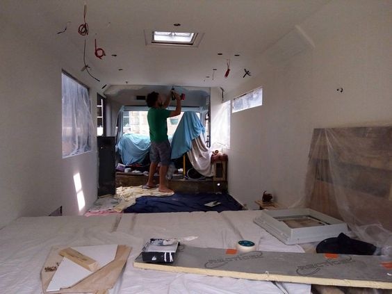 cap doi du lich anh 7