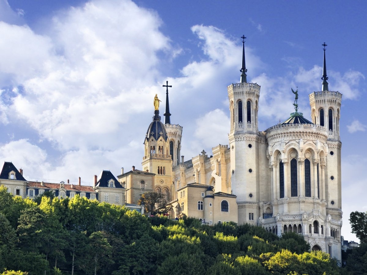 Những nhà thờ cổ tuyệt đẹp ở châu Âu ảnh 7 Nhung nha tho co tuyet dep o chau Au anh 7