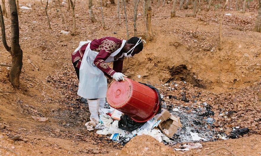 thieu nuoc sach anh 10