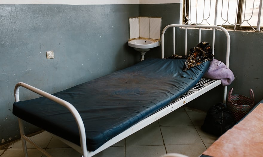 thieu nuoc sach anh 4