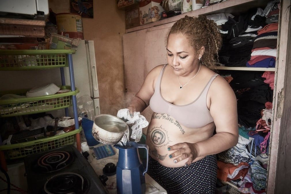 tre em trong nha tu anh 3