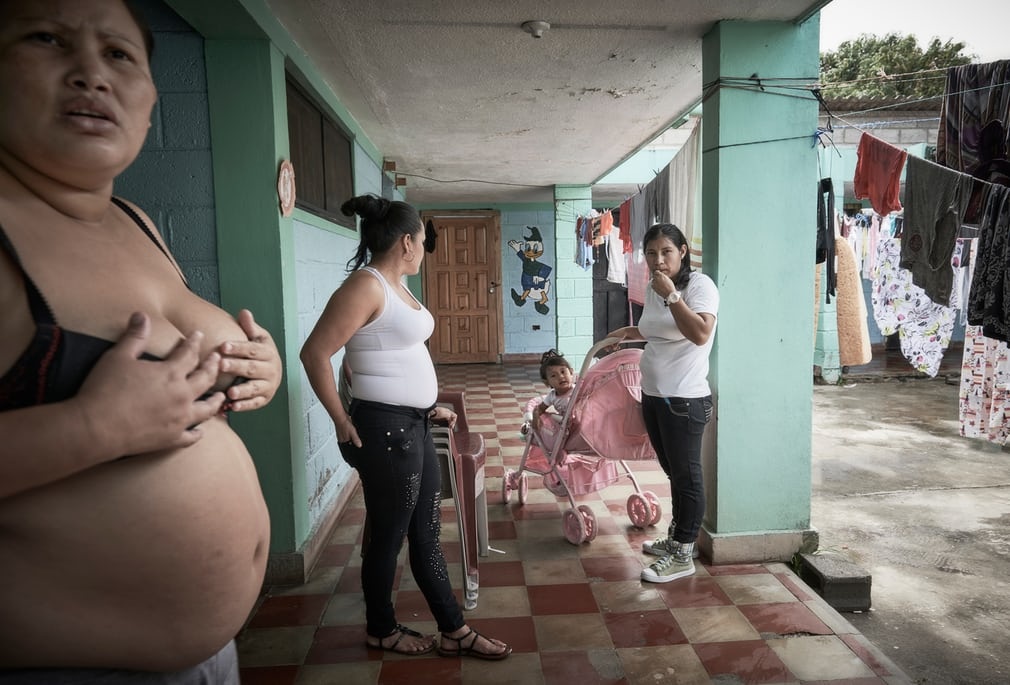 tre em trong nha tu anh 5