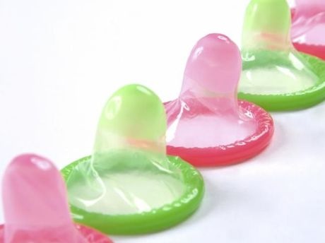nam giới dùng bao cao su ảnh 1 nam gioi dung bao cao su anh 1