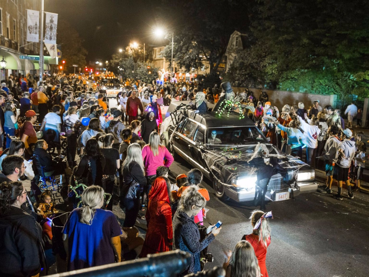 Le hoi tuong nho cac linh hon tren toan the gioi anh 8