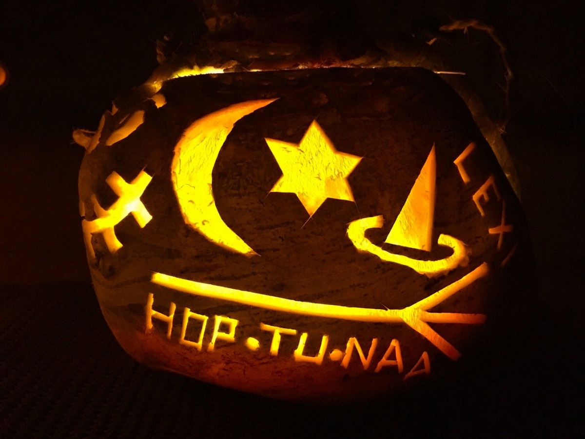 Le hoi tuong nho cac linh hon tren toan the gioi anh 4